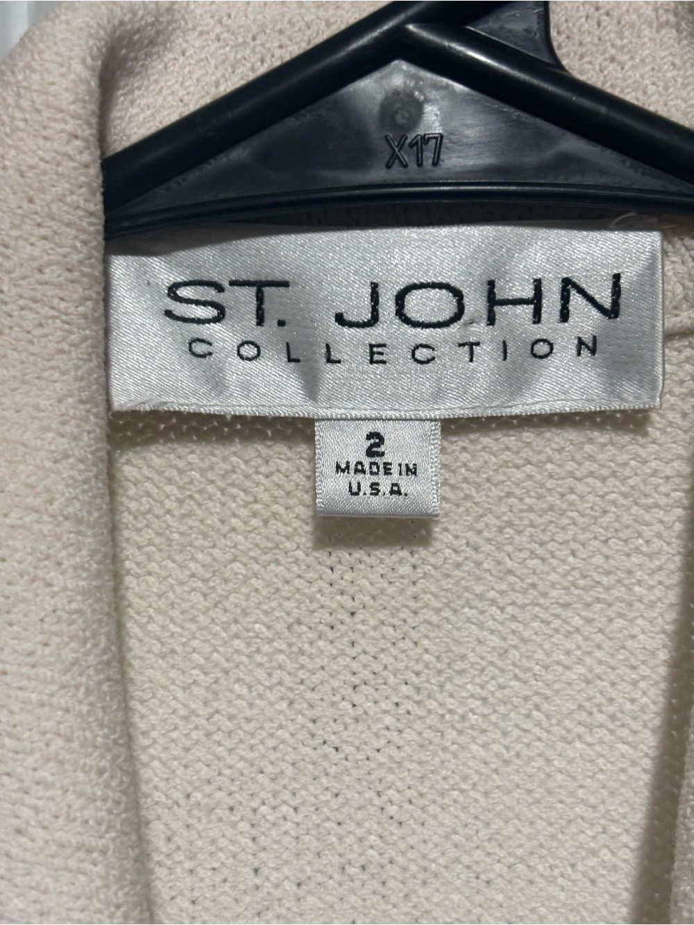 Vintage St John Collection Ivory and Black Santana 90s Knit Blazer Jacket - Picture 4 of 13